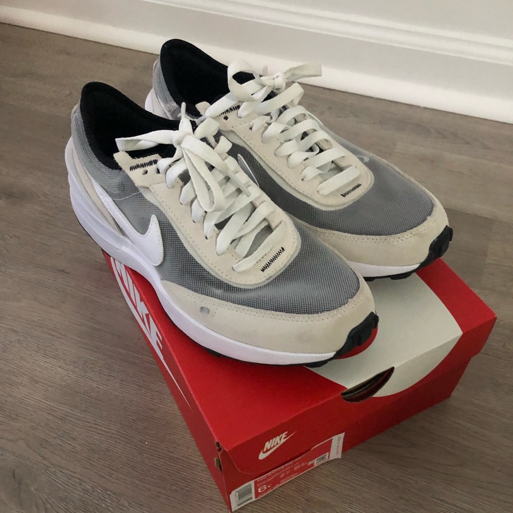 NIKE WAFFLE ONE
